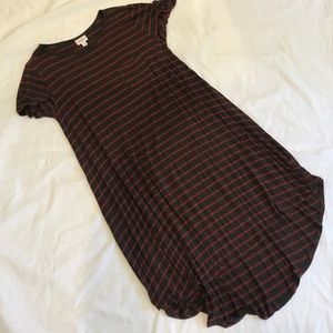 LuLaRoe Carly Grey/Red stripe size M